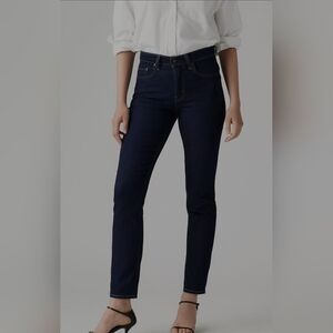 Levi's | 724 High Rise Indigo Straight Jeans 26